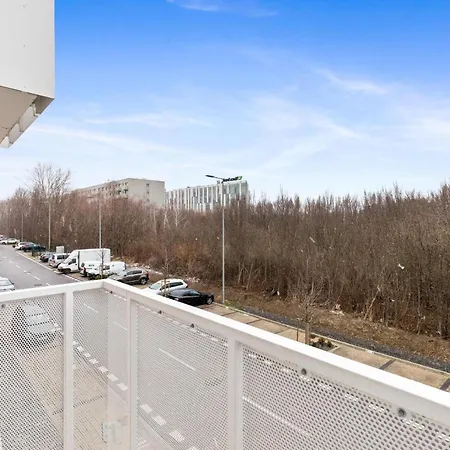 Ah Airport Ovocne Sady Free Parking Ac Apartamento *